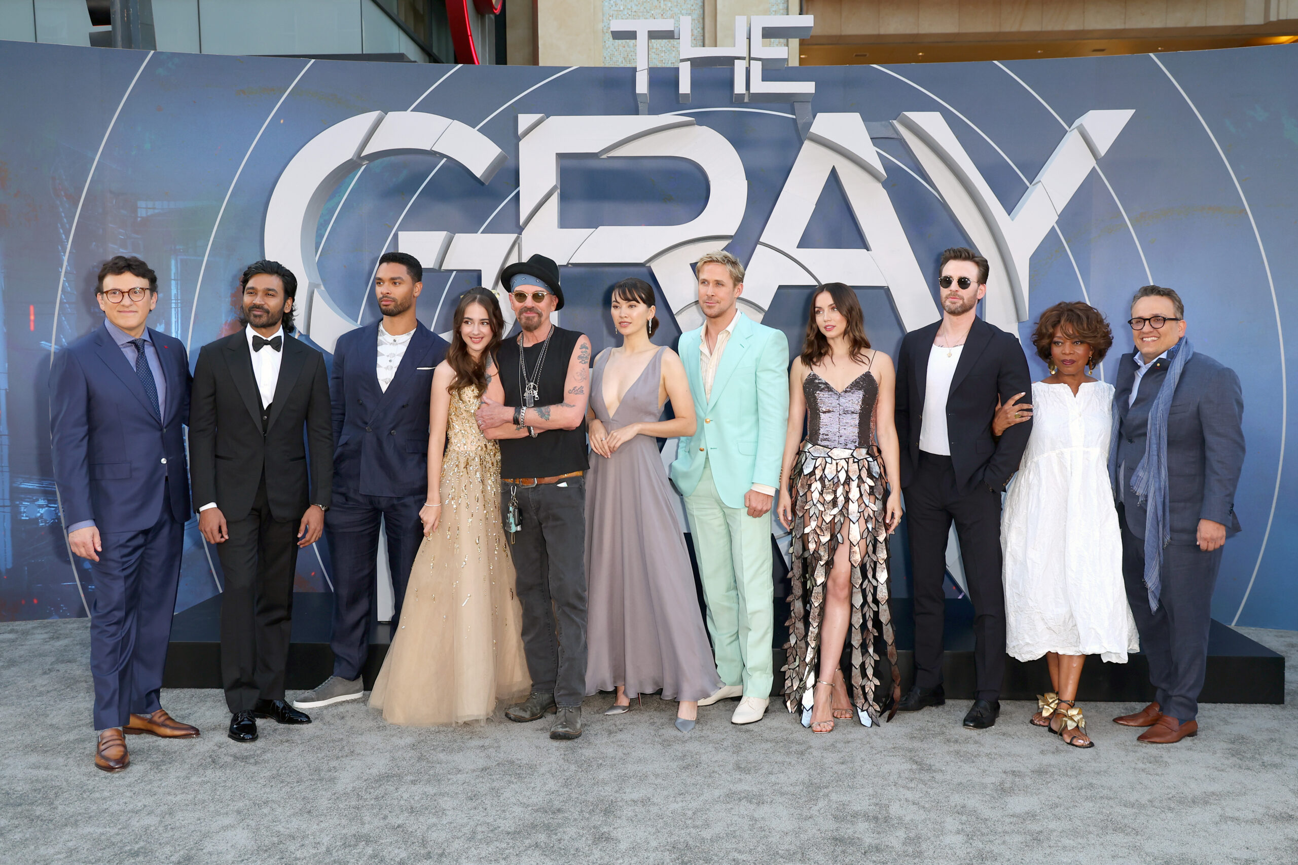 Stars Attend the World Premiere of The Gray Man – BeautifulBallad